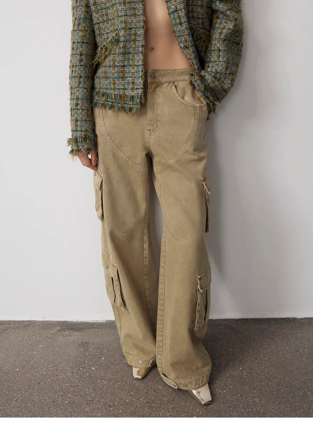 "Nostalgic Wasteland" Heavy Washed Personalized Distressed American Streetwear Large Pocket Cocoon Jeans-1